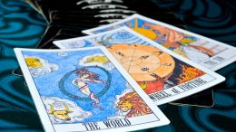 How To Read Your Lover With Tarot Cards