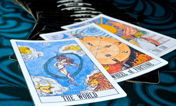 How To Read Your Lover With Tarot Cards