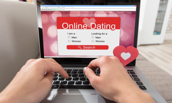 7 Ways to Make Online Dating as Awesome as it Should Be