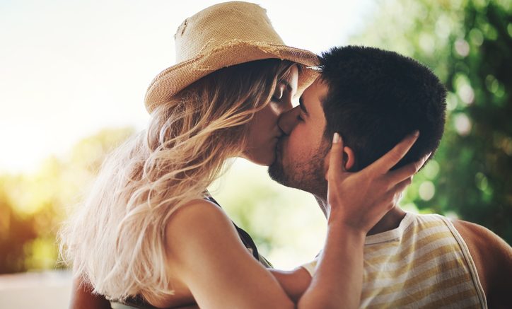 7 Signs He Wants to Marry You