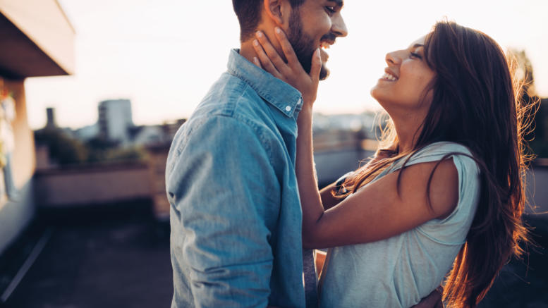 6 Compliments Men Are Dying to Hear